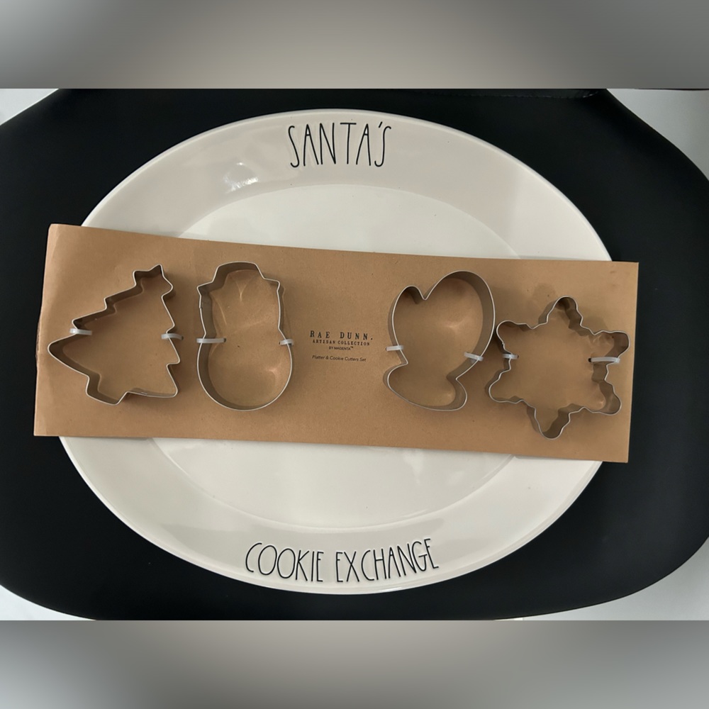 2/$75💥- HOME | Rae Dunn Santa’s cookie exchange plate